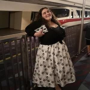 Meet your Posher, Tonya